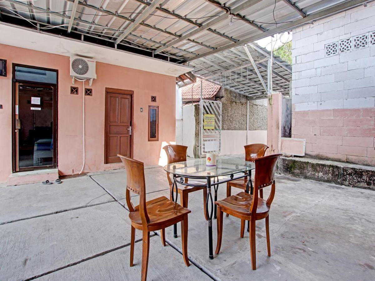 Oyo 91490 Hotel Rumah Kita Cirebon Zewnętrze zdjęcie