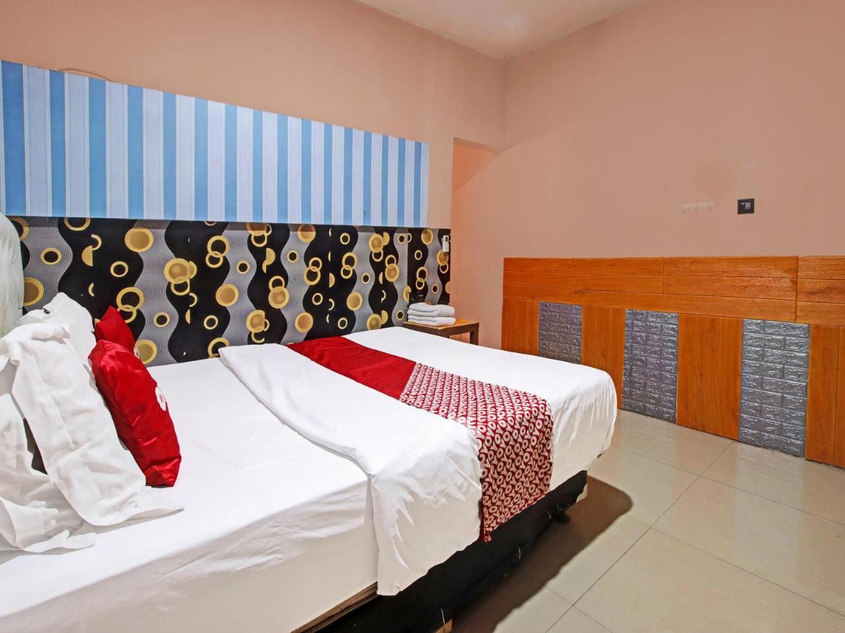 Oyo 91490 Hotel Rumah Kita Cirebon Zewnętrze zdjęcie