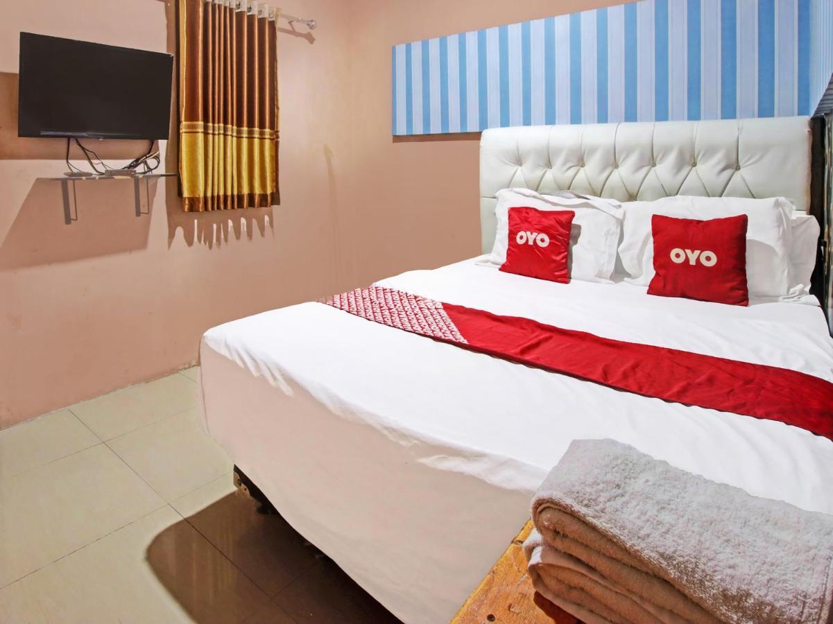 Oyo 91490 Hotel Rumah Kita Cirebon Zewnętrze zdjęcie