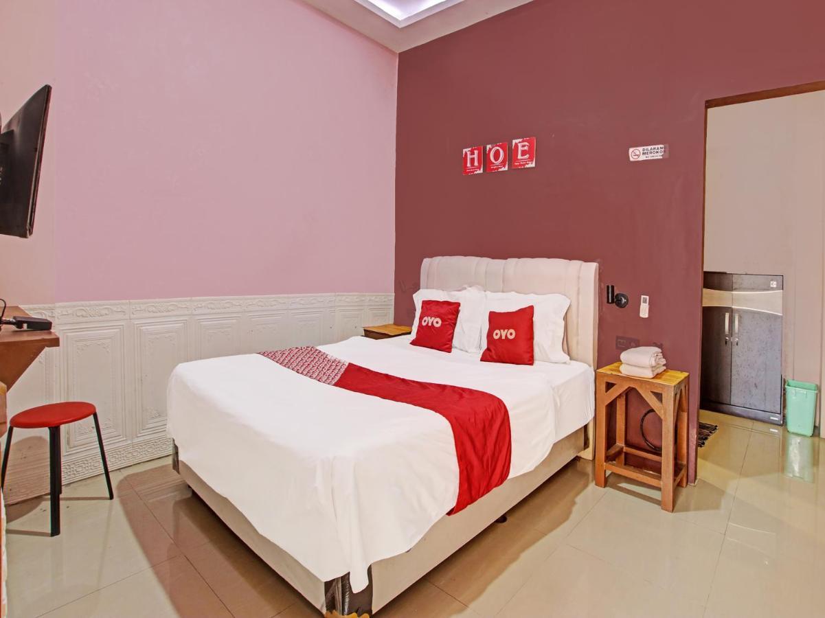 Oyo 91490 Hotel Rumah Kita Cirebon Zewnętrze zdjęcie