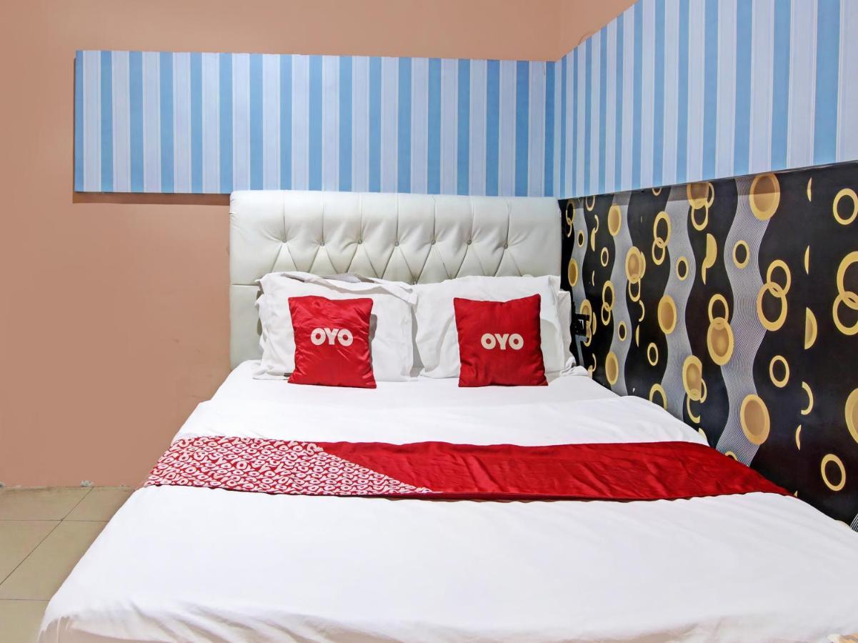 Oyo 91490 Hotel Rumah Kita Cirebon Zewnętrze zdjęcie