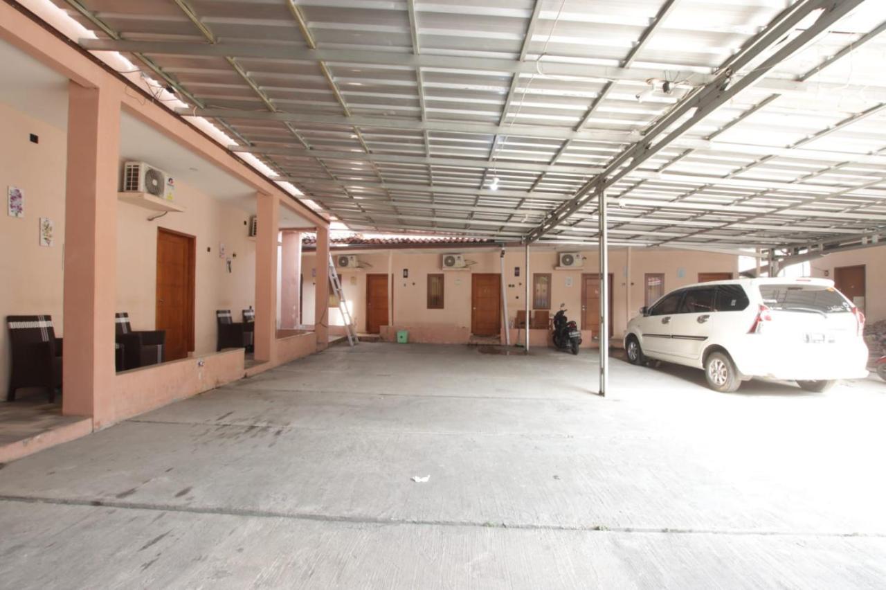 Oyo 91490 Hotel Rumah Kita Cirebon Zewnętrze zdjęcie